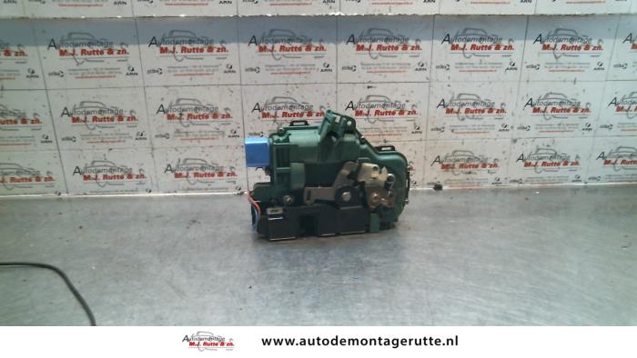 Gebruikte Slotmechaniek Portier 2Deurs rechts Seat Inca O82783