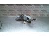 Gebruikte Ruitenwissermotor achter Kia Rio O97056