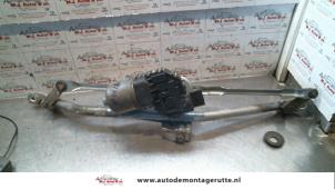 O118655 Gebruikte ruitenwismotor+mechaniek Volkswagen Passat