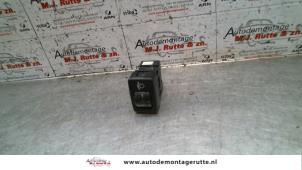 O98577 Gebruikte schakelaar koplamp ihv Subaru Outback