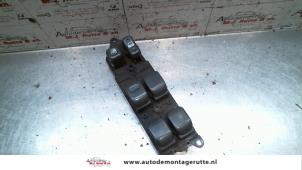 O109705 Gebruikte combischakelaar ramen Toyota Prius