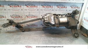 O118861 Gebruikte ruitenwismotor+mechaniek Lancia Musa