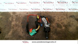 Gebruikte Kontaktslot + Sleutel Peugeot 307 (3A/C/D) 2.0 HDi 110 FAP Prijs op aanvraag aangeboden door Autodemontage M.J. Rutte B.V.