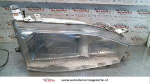 O74613 Gebruikte rechter koplamp Toyota Camry