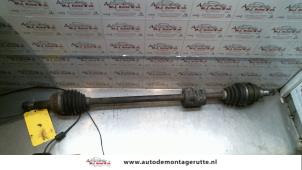 O111877 Gebruikte cardanas rechts-voor (vwa) Daihatsu Young RV