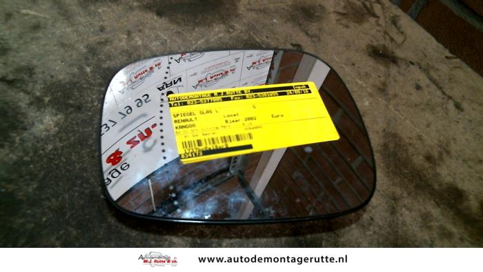 Spiegelglas links van een Renault Kangoo Express (FC) 0.5 Elect'road RE 2002