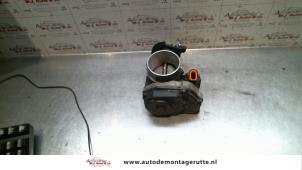 O122700 Gebruikte gasklephuis Volkswagen Passat