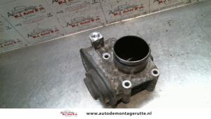 O122517 Gebruikte gasklephuis Opel Combo