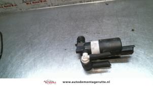 O115458 Gebruikte ruitensproeierpomp voor Citroen C4 Picasso