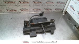 O74689 Gebruikte koplampwisser motor Volvo XC70