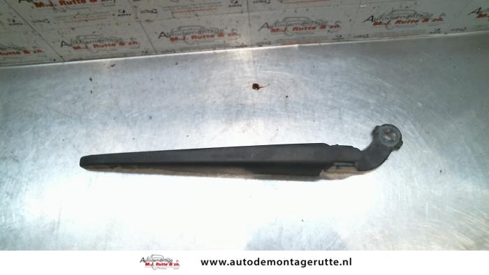 Gebruikte Ruitenwisserarm achter Volvo XC70 O97728