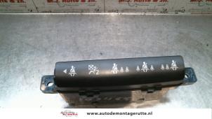 O110730 Gebruikte gordelaangever links Nissan Qashqai