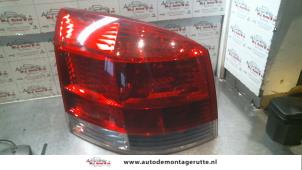 O92927 Gebruikte achterlicht links Opel Signum