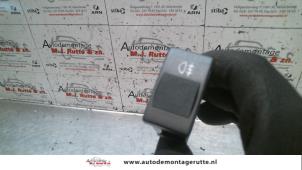 O106199 Gebruikte mistlamp schakelaar Audi A8