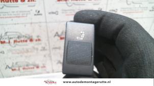 O110236 Gebruikte stoelverstellings schakelaar Audi A8