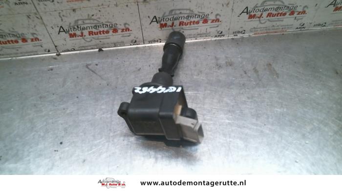 Pen Bobine van een Daihatsu Cuore (L251/271/276) 1.0 12V DVVT 2003