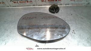Gebruikte Spiegelglas rechts Alfa Romeo 147 (937) 1.6 Twin Spark 16V Prijs op aanvraag aangeboden door Autodemontage M.J. Rutte B.V.