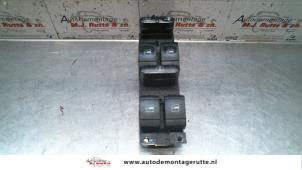 O109593 Gebruikte schakelblok ruiten Seat Leon