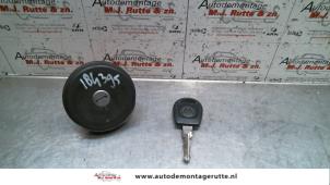 O98200 Gebruikte tankdop Volkswagen Transporter