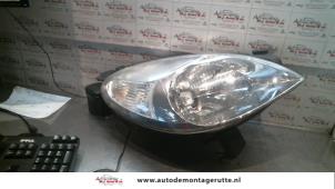 O74089 Gebruikte koplamp rechts Citroen Picasso