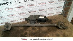 O119231 Gebruikte ruitenwismotor+mechaniek Toyota Avensis