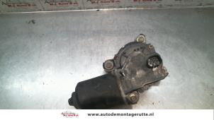O118181 Gebruikte ruitenwissermotor voor Toyota Starlet