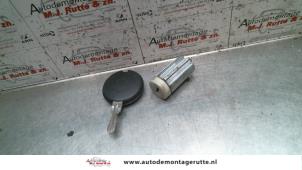 O114251 Gebruikte sleutel+contactslot Smart Fortwo