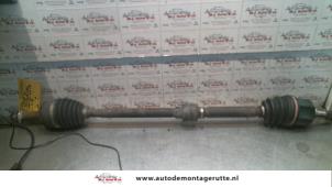O111843 Gebruikte cardanas rechts-voor (vwa) Mitsubishi Lancer