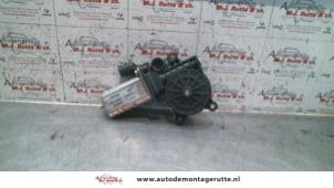 O90137 Gebruikte motor electrisch raam Lancia Y(Psilon)