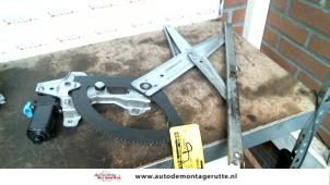 O79332 Gebruikte ruitmechaniek 4deurs rechts-voor Daewoo Tacuma