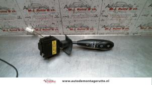 O103577 Gebruikte ruitenwis schakelaar Daewoo Evanda