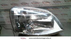 O74182 Gebruikte koplamp rechts Peugeot Partner