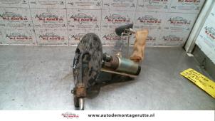O121072 Gebruikte tank element pomp Toyota Corolla