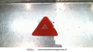O104131 Gebruikte schakelaar paniekverlichting Volkswagen Touran