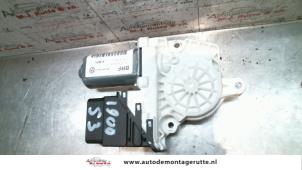 Gebruikte Motor portierruit Volkswagen Touran (1T1/T2) 2.0 FSI 16V Prijs op aanvraag aangeboden door Autodemontage M.J. Rutte B.V.