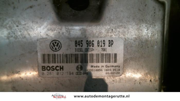Slotenset Cilinder (compleet) van een Volkswagen Polo IV (9N1/2/3) 1.4 TDI 70 2006