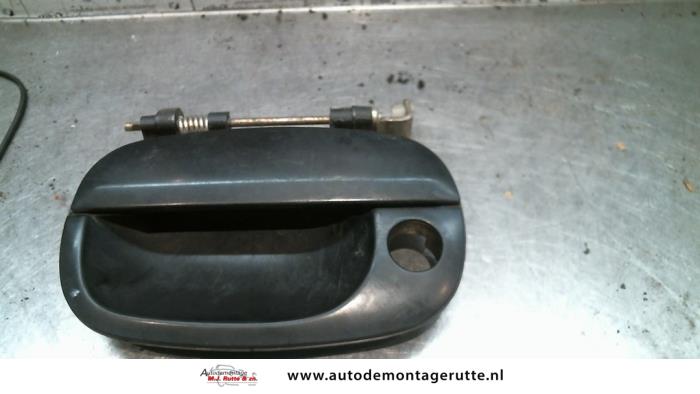 Gebruikte Deurgreep 2Deurs links Hyundai H200 O79796