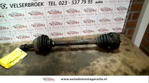 O111060 Gebruikte cardanas links-voor (vwa) Volkswagen Golf