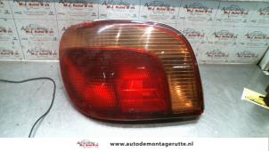 O94219 Gebruikte achterlicht links Toyota Yaris