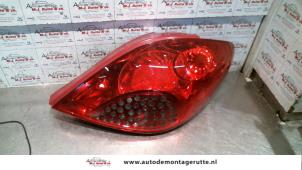 O95533 Gebruikte achterlicht rechts Peugeot 207
