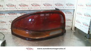 O93250 Gebruikte achterlicht links Chrysler Stratus