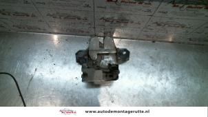 O91539 Gebruikte slotmechaniek achterklep Mercedes Vaneo