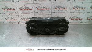O100252 Gebruikte kachel bedieningspaneel Volkswagen Caddy