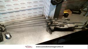 O118981 Gebruikte ruitenwismotor+mechaniek Peugeot 807