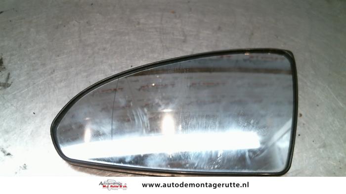 Gebruikte Spiegelglas links Nissan Primera O86082