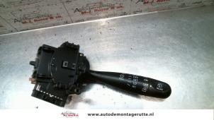 O103924 Gebruikte schakelaar ruitenwisser Toyota Yaris