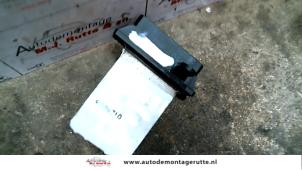 O130963 Gebruikte kachel weerstand Nissan Almera Tino