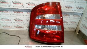 O93415 Gebruikte achterlicht links Skoda Fabia