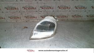 O76567 Gebruikte pinker rechts Citroen Saxo