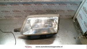O72602 Gebruikte linker koplamp Citroen Saxo